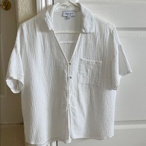 Gilli Women's White Textured Blouse